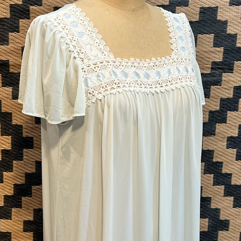 VINTAGE‎ nylon crochet lace ribbon silky nightgown flutter sleeve midi lingerie - Picture 3 of 14